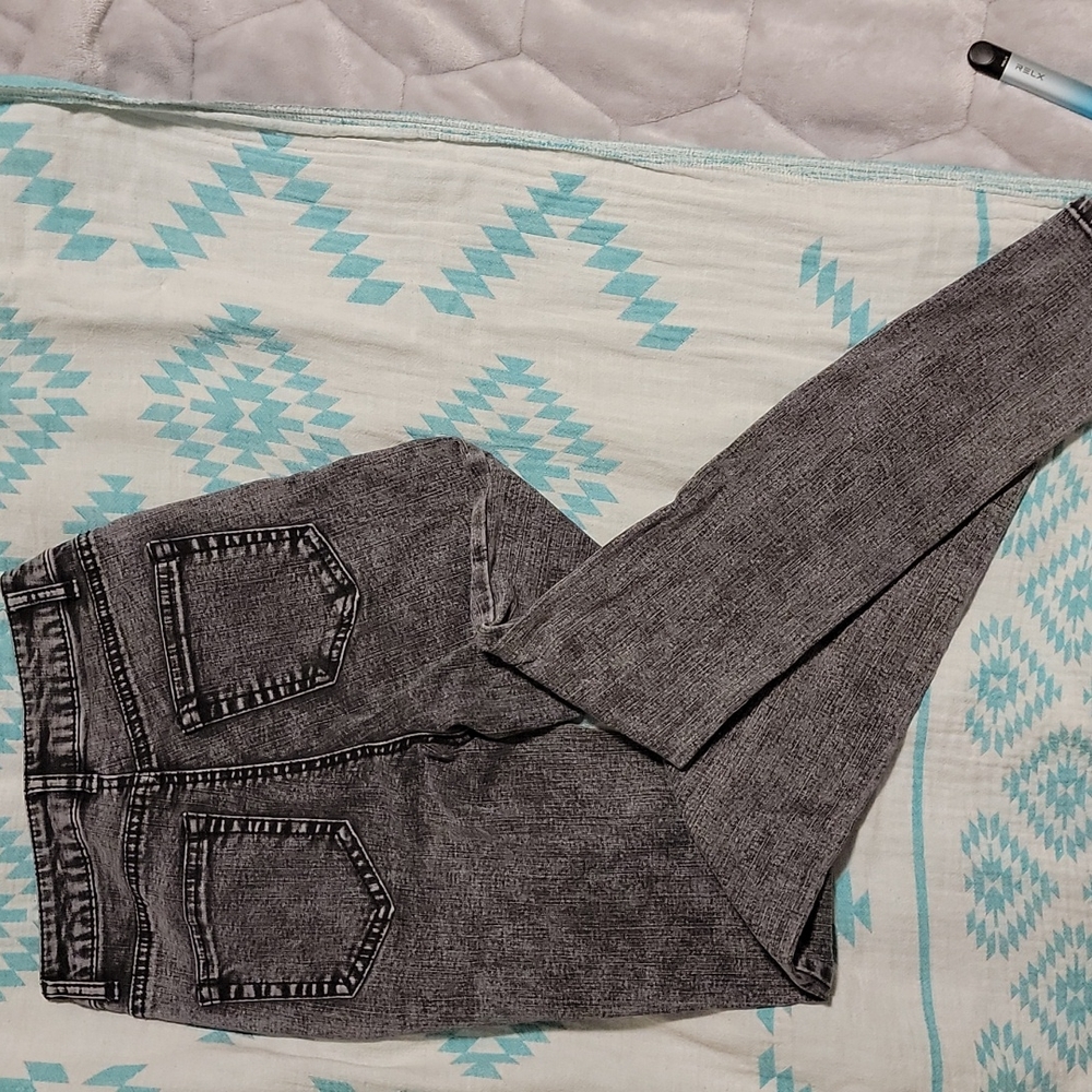 Jeans - Picture 3 of 3
